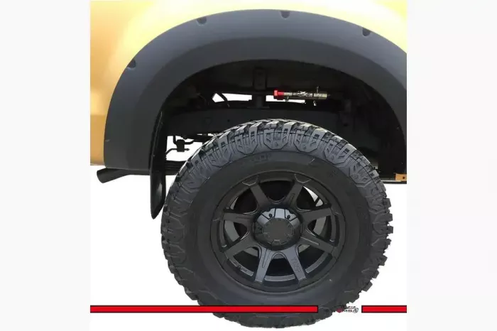 Розширювачі колісних арок Isuzu D-Max 2011-2019 рр.
