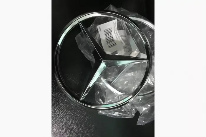 Передня емблема (Туреччина, 16,5 см) Mercedes Vito W638 1996-2003 років.