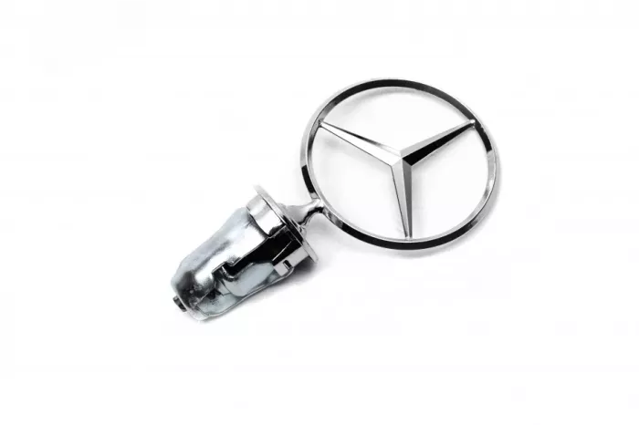 Емблема приціл Mercedes W123