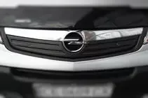 Зимова накладка на решітку (верхня) V2 Opel Vivaro 2001-2015 рр.